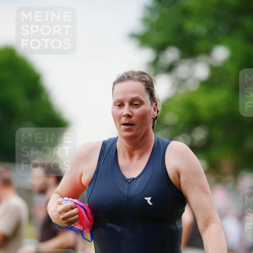 21.06.2026 - 29. Vierlanden-Triathlon LAZAROV Photography http://msf.ph/oto/9863275 21.06.2026 10:23:28 Schwimmen 500, 554 meine-sportfotos.de