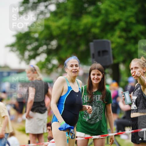 21.06.2026 - 29. Vierlanden-Triathlon LAZAROV Photography http://msf.ph/oto/9863291 21.06.2026 10:24:08 Schwimmen 560, 589, 611 meine-sportfotos.de