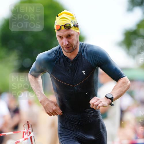 21.06.2026 - 29. Vierlanden-Triathlon LAZAROV Photography http://msf.ph/oto/9863336 21.06.2026 10:55:36 Schwimmen 637, 686, 742 meine-sportfotos.de