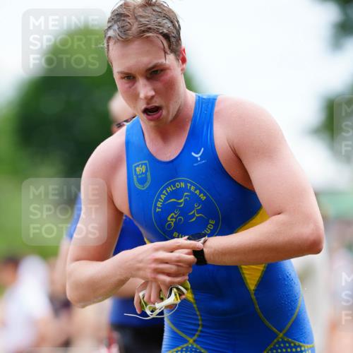21.06.2026 - 29. Vierlanden-Triathlon LAZAROV Photography http://msf.ph/oto/9863345 21.06.2026 10:55:44 Schwimmen 637, 663, 739, 742, 753 meine-sportfotos.de