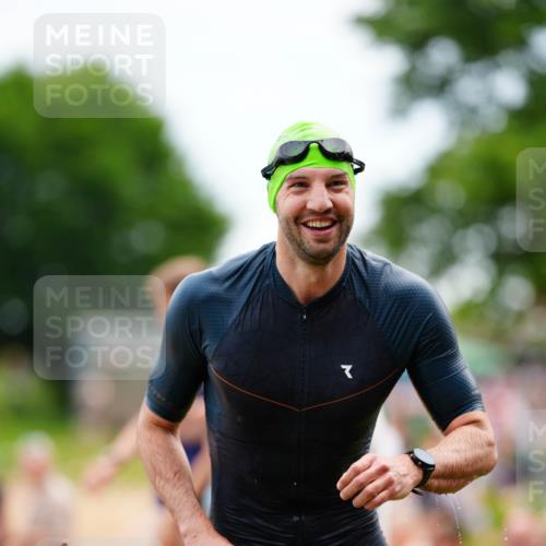 21.06.2026 - 29. Vierlanden-Triathlon LAZAROV Photography http://msf.ph/oto/9863349 21.06.2026 10:55:52 Schwimmen 663, 739, 742, 753 meine-sportfotos.de