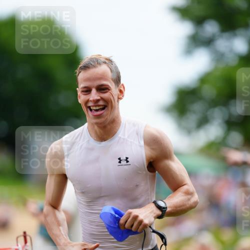 21.06.2026 - 29. Vierlanden-Triathlon LAZAROV Photography http://msf.ph/oto/9863380 21.06.2026 10:57:13 Schwimmen 701, 726, 740 meine-sportfotos.de