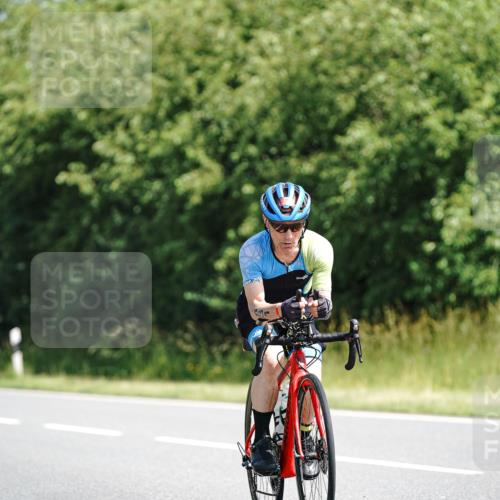 21.06.2026 - Viking Triathlon Michael Burmester http://msf.ph/oto/9863580 21.06.2026 11:38:54 Radfahren 100, 102, 105, 164, 171, 268, 276, 306, 326, 531, 563, 605, 606, 617, 638, 648 meine-sportfotos.de