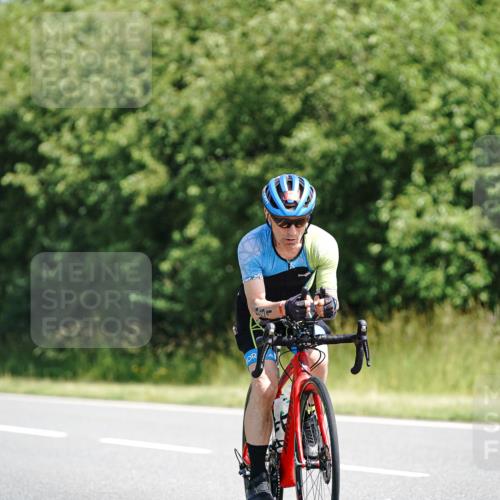 21.06.2026 - Viking Triathlon Michael Burmester http://msf.ph/oto/9863583 21.06.2026 11:38:54 Radfahren 100, 102, 105, 164, 171, 268, 276, 306, 326, 531, 563, 605, 606, 617, 638, 648 meine-sportfotos.de