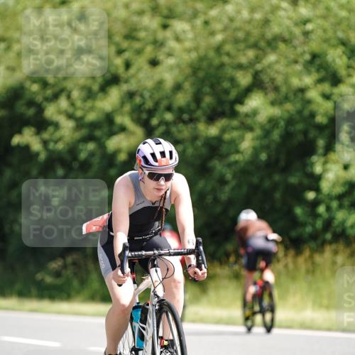 21.06.2026 - Viking Triathlon Michael Burmester http://msf.ph/oto/9863589 21.06.2026 11:38:56 Radfahren 100, 102, 105, 164, 171, 268, 276, 306, 326, 531, 563, 605, 606, 617, 638, 648 meine-sportfotos.de