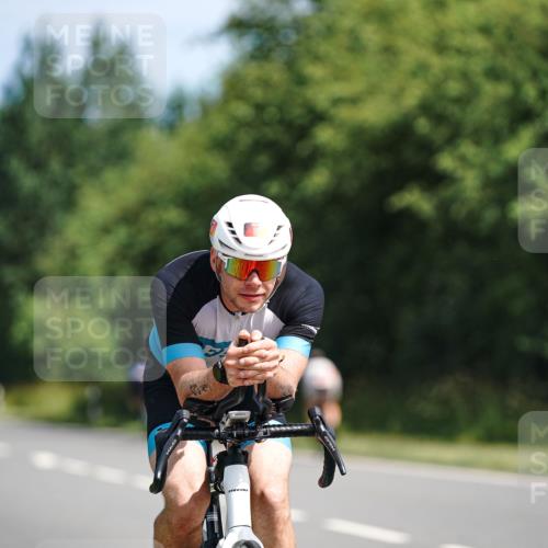 21.06.2026 - Viking Triathlon Michael Burmester http://msf.ph/oto/9863649 21.06.2026 11:40:01 Radfahren 21, 91, 173, 194, 196, 205, 313, 350, 380, 540, 555, 607, 628, 639 meine-sportfotos.de