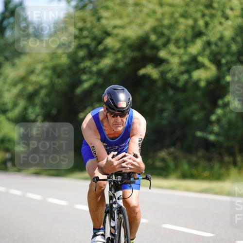 21.06.2026 - Viking Triathlon Michael Burmester http://msf.ph/oto/9863707 21.06.2026 11:40:44 Radfahren 155, 260, 317, 366, 445, 465, 467 meine-sportfotos.de