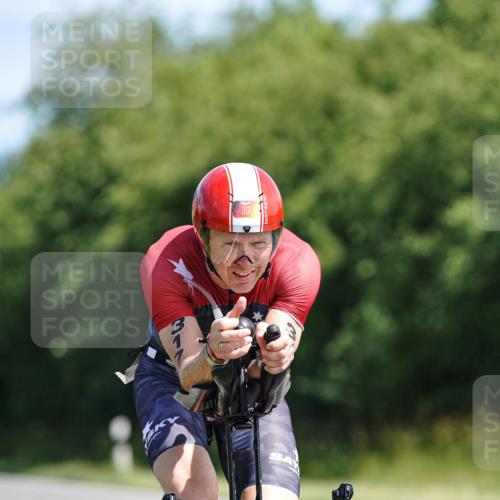 21.06.2026 - Viking Triathlon Michael Burmester http://msf.ph/oto/9863732 21.06.2026 11:40:54 Radfahren 96, 136, 155, 260, 287, 317, 317, 366, 445, 467, 467, 658 meine-sportfotos.de