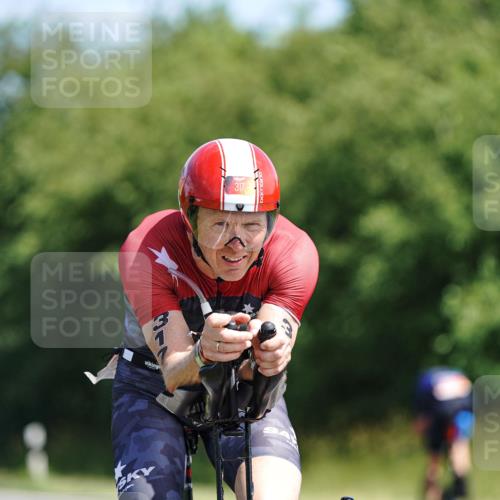 21.06.2026 - Viking Triathlon Michael Burmester http://msf.ph/oto/9863735 21.06.2026 11:40:54 Radfahren 96, 136, 155, 260, 287, 317, 317, 366, 445, 467, 467, 658 meine-sportfotos.de