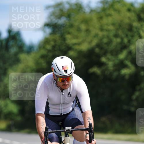 21.06.2026 - Viking Triathlon Michael Burmester http://msf.ph/oto/9863766 21.06.2026 11:41:32 Radfahren 25, 214, 219, 222, 269, 314, 322, 407, 508, 547, 549, 575 meine-sportfotos.de
