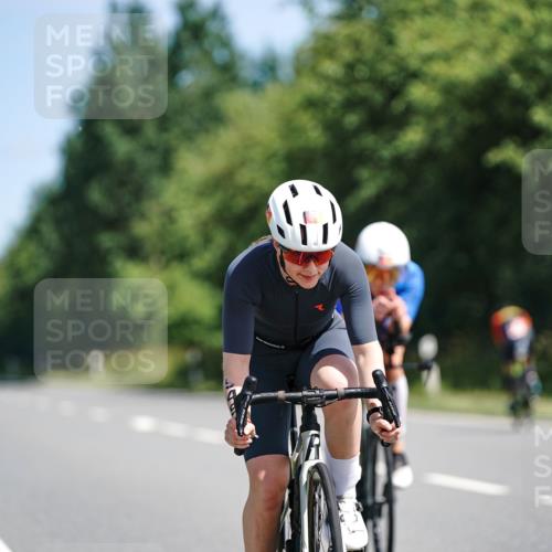 21.06.2026 - Viking Triathlon Michael Burmester http://msf.ph/oto/9863800 21.06.2026 11:41:41 Radfahren 25, 214, 219, 239, 269, 314, 322, 407, 508, 547, 549, 575 meine-sportfotos.de