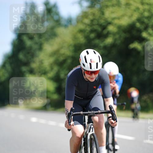 21.06.2026 - Viking Triathlon Michael Burmester http://msf.ph/oto/9863802 21.06.2026 11:41:41 Radfahren 25, 214, 219, 239, 269, 314, 322, 407, 508, 547, 549, 575 meine-sportfotos.de