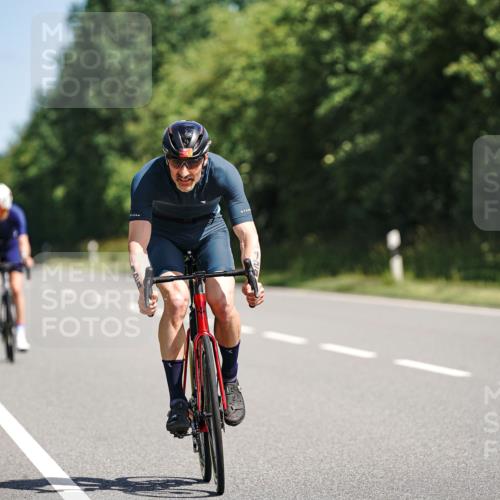 21.06.2026 - Viking Triathlon Michael Burmester http://msf.ph/oto/9863820 21.06.2026 11:42:19 Radfahren 83, 116, 118, 124, 142, 172, 331, 517, 556, 621, 661 meine-sportfotos.de