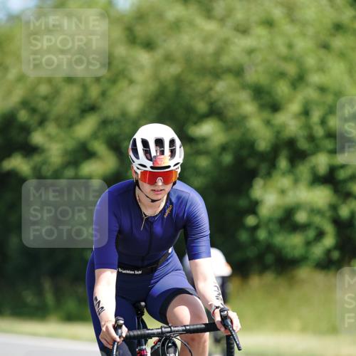 21.06.2026 - Viking Triathlon Michael Burmester http://msf.ph/oto/9863832 21.06.2026 11:42:22 Radfahren 83, 116, 118, 124, 142, 172, 331, 517, 556, 661 meine-sportfotos.de