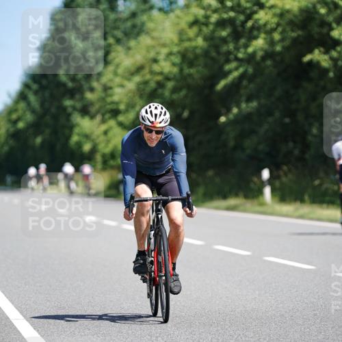 21.06.2026 - Viking Triathlon Michael Burmester http://msf.ph/oto/9863849 21.06.2026 11:42:32 Radfahren 16, 53, 116, 118, 132, 172, 331, 397, 556, 634, 645, 661 meine-sportfotos.de