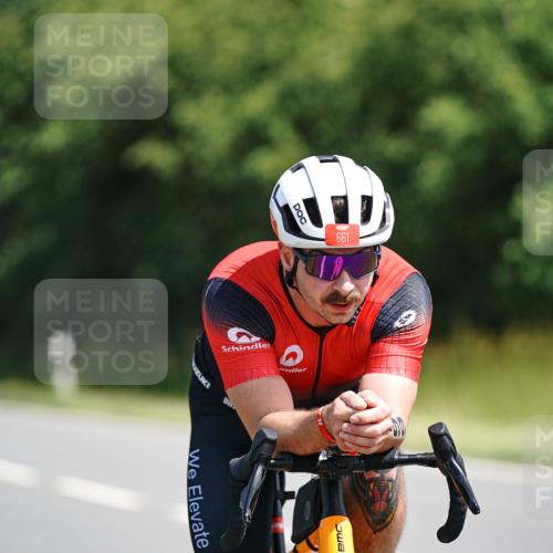 21.06.2026 - Viking Triathlon Michael Burmester http://msf.ph/oto/9863862 21.06.2026 11:42:39 Radfahren 16, 53, 90, 116, 118, 132, 226, 397, 556, 634, 645, 661 meine-sportfotos.de