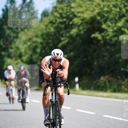 21.06.2026 - Viking Triathlon Michael Burmester http://msf.ph/oto/9863906 21.06.2026 11:44:18 Radfahren 44, 56, 84, 163, 166, 199, 211, 252, 282, 289, 348, 348, 374, 387, 411, 463, 509, 561, 608, 613, 643, 670 meine-sportfotos.de