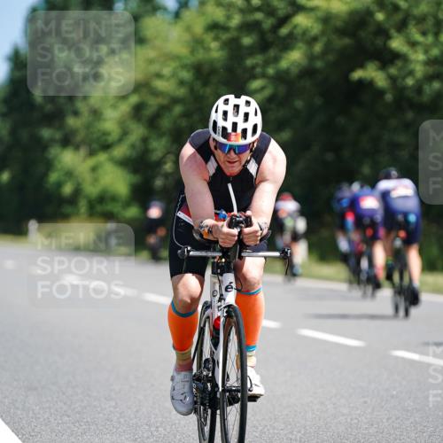 21.06.2026 - Viking Triathlon Michael Burmester http://msf.ph/oto/9863945 21.06.2026 11:44:23 Radfahren 44, 56, 84, 163, 166, 199, 211, 252, 282, 289, 348, 348, 374, 387, 411, 509, 548, 561, 608, 613, 643 meine-sportfotos.de