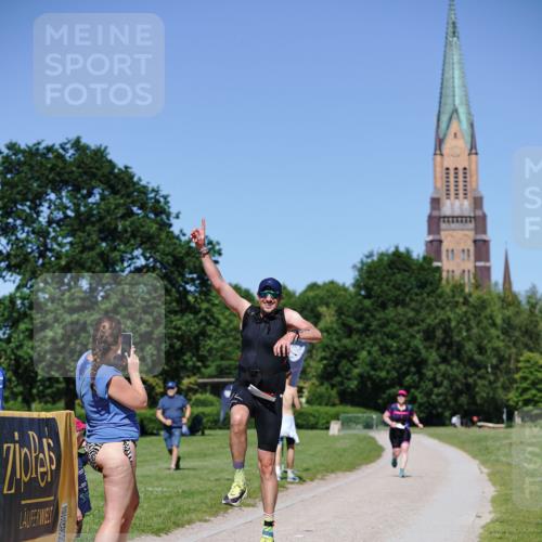 21.06.2026 - Viking Triathlon Michael Burmester http://msf.ph/oto/9864051 21.06.2026 16:32:41 Laufen 370, 424 meine-sportfotos.de