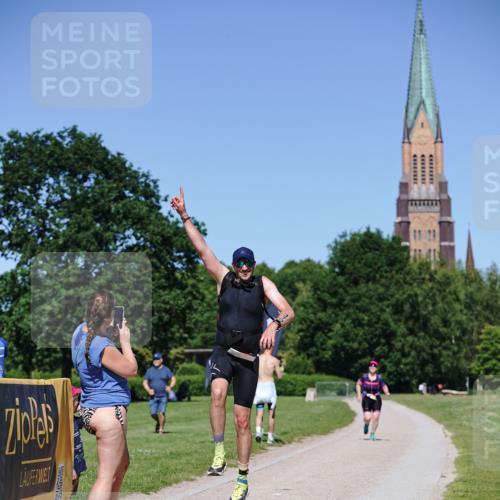 21.06.2026 - Viking Triathlon Michael Burmester http://msf.ph/oto/9864055 21.06.2026 16:32:41 Laufen 370, 424 meine-sportfotos.de