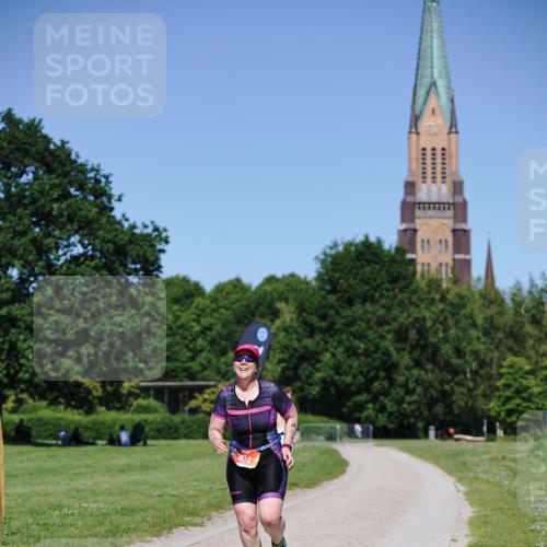 21.06.2026 - Viking Triathlon Michael Burmester http://msf.ph/oto/9864079 21.06.2026 16:32:49 Laufen 370, 424 meine-sportfotos.de