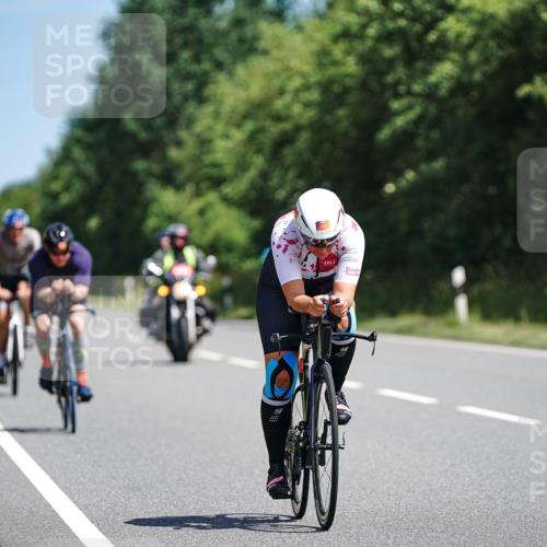 21.06.2026 - Viking Triathlon Michael Burmester http://msf.ph/oto/9864081 21.06.2026 11:45:55 Radfahren 39, 46, 60, 111, 138, 186, 186, 212, 227, 227, 245, 495, 532, 532, 541, 562, 615, 664 meine-sportfotos.de
