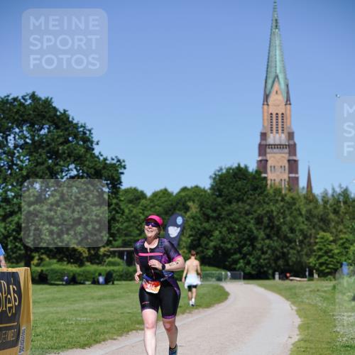 21.06.2026 - Viking Triathlon Michael Burmester http://msf.ph/oto/9864084 21.06.2026 16:32:49 Laufen 370, 424 meine-sportfotos.de