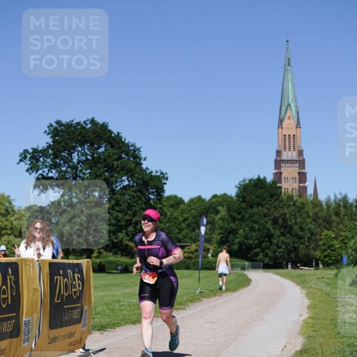 21.06.2026 - Viking Triathlon Michael Burmester http://msf.ph/oto/9864089 21.06.2026 16:32:50 Laufen 370, 424 meine-sportfotos.de