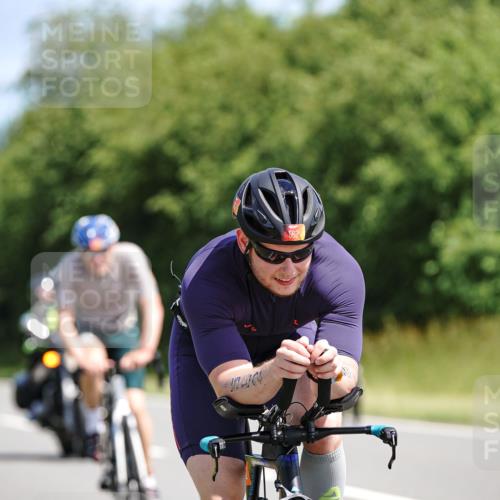 21.06.2026 - Viking Triathlon Michael Burmester http://msf.ph/oto/9864096 21.06.2026 11:45:57 Radfahren 39, 60, 111, 186, 186, 212, 227, 227, 245, 495, 532, 532, 541, 562, 615, 664 meine-sportfotos.de