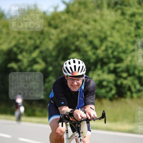 21.06.2026 - Viking Triathlon Michael Burmester http://msf.ph/oto/9864134 21.06.2026 11:46:03 Radfahren 39, 60, 111, 186, 212, 227, 227, 245, 335, 495, 532, 541, 562, 567, 615, 664 meine-sportfotos.de