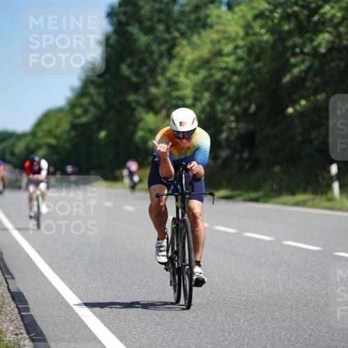 21.06.2026 - Viking Triathlon Michael Burmester http://msf.ph/oto/9864146 21.06.2026 11:46:21 Radfahren 39, 87, 95, 181, 295, 335, 355, 409, 462, 567, 615, 649, 649, 664 meine-sportfotos.de