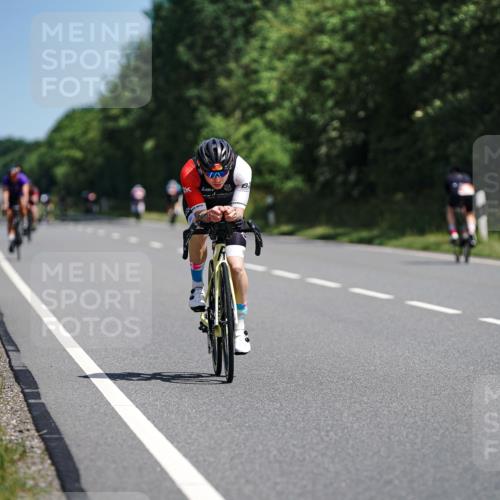 21.06.2026 - Viking Triathlon Michael Burmester http://msf.ph/oto/9864163 21.06.2026 11:46:24 Radfahren 87, 95, 154, 181, 181, 295, 335, 355, 409, 462, 567, 649, 649, 655 meine-sportfotos.de
