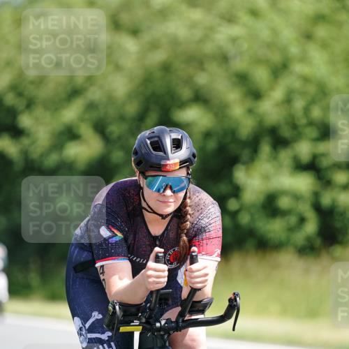 21.06.2026 - Viking Triathlon Michael Burmester http://msf.ph/oto/9864204 21.06.2026 11:46:35 Radfahren 87, 95, 119, 154, 169, 181, 181, 237, 280, 295, 315, 355, 355, 409, 426, 462, 462, 527, 649, 655, 655 meine-sportfotos.de