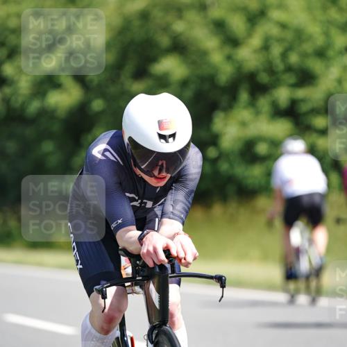 21.06.2026 - Viking Triathlon Michael Burmester http://msf.ph/oto/9864263 21.06.2026 11:46:59 Radfahren 119, 122, 237, 241, 280, 286, 301, 315, 355, 365, 426, 459, 462, 552, 565, 619, 655 meine-sportfotos.de