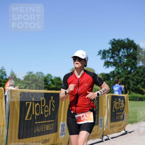 21.06.2026 - Viking Triathlon Michael Burmester http://msf.ph/oto/9864269 21.06.2026 16:39:27 Laufen 39, 542 meine-sportfotos.de