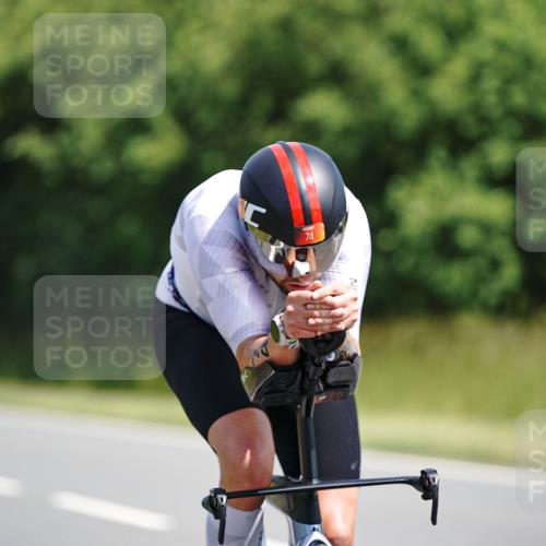 21.06.2026 - Viking Triathlon Michael Burmester http://msf.ph/oto/9864302 21.06.2026 11:47:41 Radfahren 24, 65, 74, 115, 185, 220, 270, 356, 378, 416, 450, 464, 483, 483, 569, 578 meine-sportfotos.de