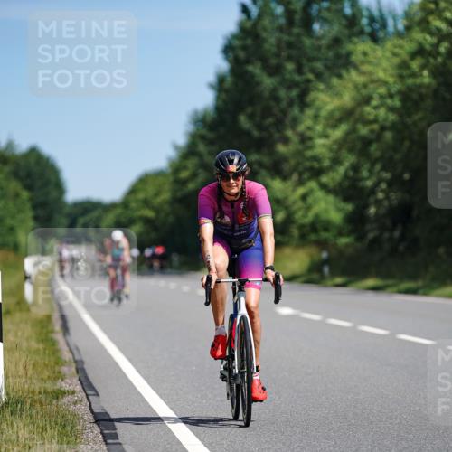 21.06.2026 - Viking Triathlon Michael Burmester http://msf.ph/oto/9864321 21.06.2026 11:47:44 Radfahren 24, 37, 74, 115, 185, 220, 356, 378, 416, 450, 464, 483, 483, 559, 578, 601 meine-sportfotos.de