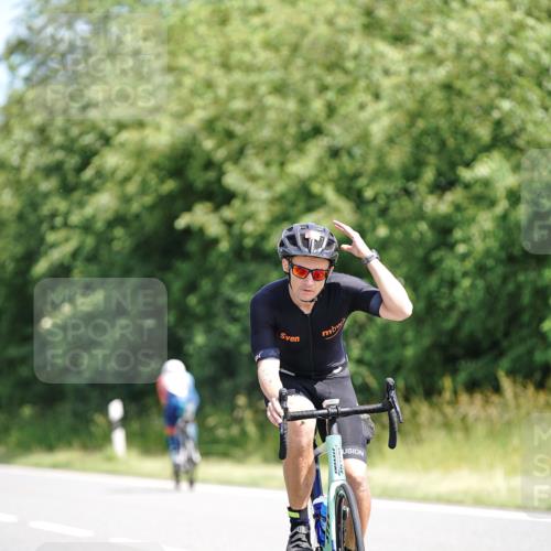 21.06.2026 - Viking Triathlon Michael Burmester http://msf.ph/oto/9864358 21.06.2026 11:48:00 Radfahren 37, 185, 189, 378, 427, 474, 559, 578, 601, 651 meine-sportfotos.de