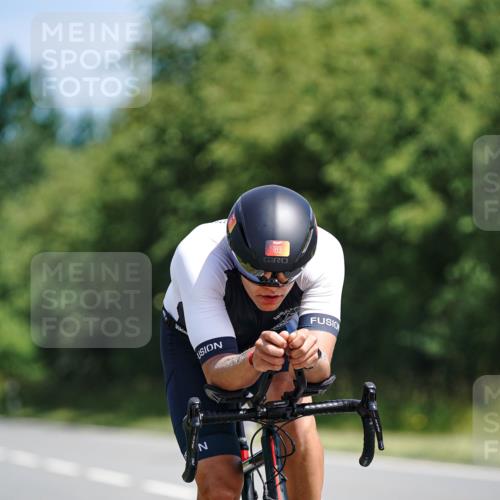 21.06.2026 - Viking Triathlon Michael Burmester http://msf.ph/oto/9864391 21.06.2026 11:48:09 Radfahren 34, 37, 45, 97, 125, 150, 189, 197, 303, 327, 340, 427, 474, 553, 559, 601, 622, 651, 663, 665 meine-sportfotos.de