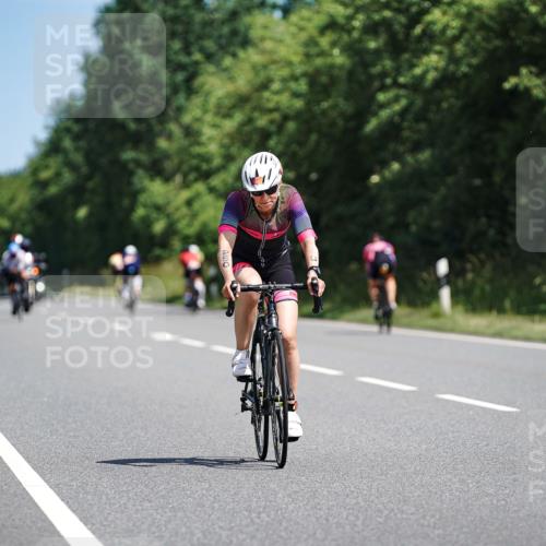 21.06.2026 - Viking Triathlon Michael Burmester http://msf.ph/oto/9864446 21.06.2026 11:48:34 Radfahren 34, 45, 125, 125, 150, 150, 188, 197, 250, 250, 283, 291, 303, 305, 327, 434, 485, 553, 553, 616, 616, 622, 622, 651, 652, 663, 665, 669 meine-sportfotos.de