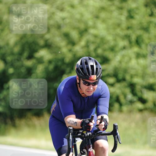 21.06.2026 - Viking Triathlon Michael Burmester http://msf.ph/oto/9864492 21.06.2026 11:48:46 Radfahren 125, 150, 250, 250, 283, 291, 305, 307, 433, 473, 553, 616, 622, 669 meine-sportfotos.de