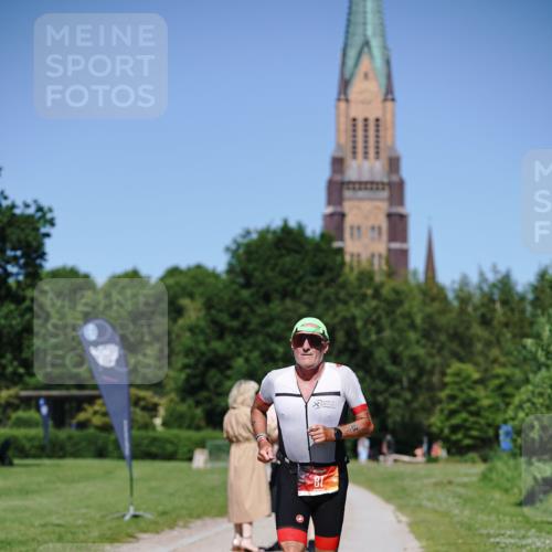 21.06.2026 - Viking Triathlon Michael Burmester http://msf.ph/oto/9864493 21.06.2026 16:43:46 Laufen 81 meine-sportfotos.de