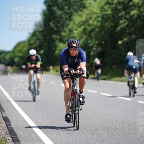 21.06.2026 - Viking Triathlon Michael Burmester http://msf.ph/oto/9864547 21.06.2026 11:49:07 Radfahren 167, 175, 203, 296, 298, 302, 307, 368, 433, 473 meine-sportfotos.de