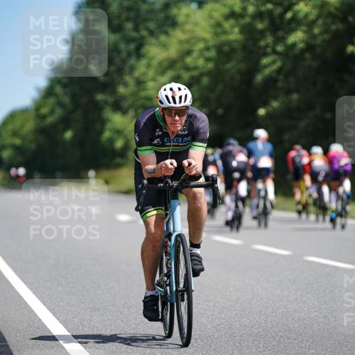 21.06.2026 - Viking Triathlon Michael Burmester http://msf.ph/oto/9864561 21.06.2026 11:49:09 Radfahren 167, 175, 203, 296, 298, 302, 307, 368, 433, 473 meine-sportfotos.de