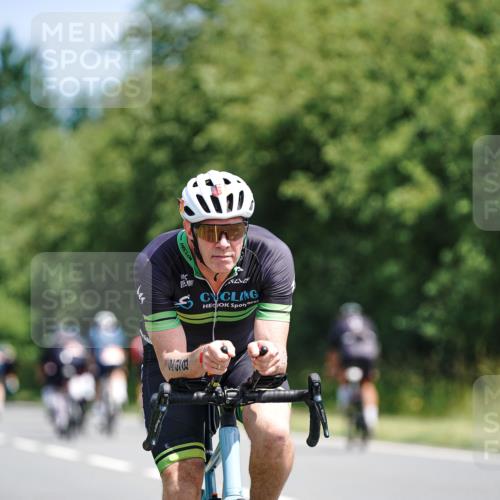 21.06.2026 - Viking Triathlon Michael Burmester http://msf.ph/oto/9864564 21.06.2026 11:49:09 Radfahren 167, 175, 203, 296, 298, 302, 307, 368, 433, 473 meine-sportfotos.de
