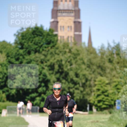 21.06.2026 - Viking Triathlon Michael Burmester http://msf.ph/oto/9864594 21.06.2026 16:46:11 Laufen 564 meine-sportfotos.de