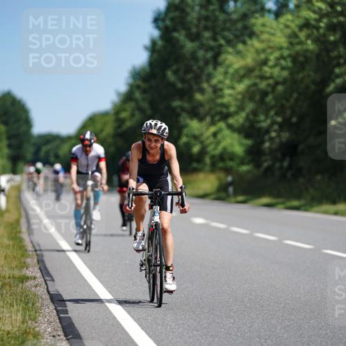 21.06.2026 - Viking Triathlon Michael Burmester http://msf.ph/oto/9864622 21.06.2026 11:49:39 Radfahren 9, 38, 40, 156, 168, 175, 207, 224, 254, 346, 471, 482, 489, 492, 498, 629 meine-sportfotos.de