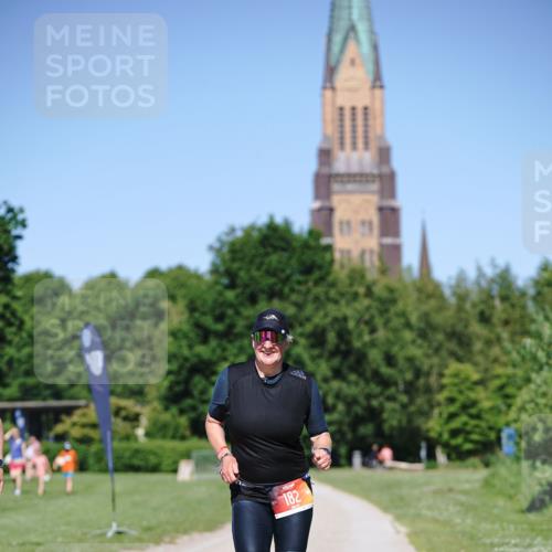 21.06.2026 - Viking Triathlon Michael Burmester http://msf.ph/oto/9864627 21.06.2026 16:46:21 Laufen 182 meine-sportfotos.de