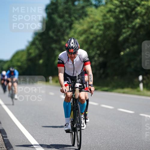 21.06.2026 - Viking Triathlon Michael Burmester http://msf.ph/oto/9864640 21.06.2026 11:49:42 Radfahren 9, 38, 40, 40, 93, 156, 156, 168, 207, 224, 254, 346, 393, 471, 482, 489, 492, 493, 498, 528, 629, 633 meine-sportfotos.de