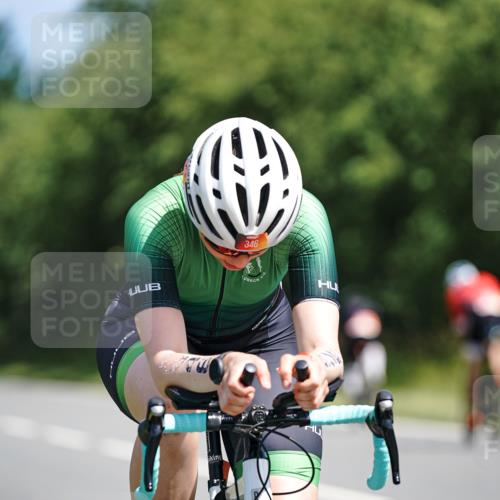 21.06.2026 - Viking Triathlon Michael Burmester http://msf.ph/oto/9864692 21.06.2026 11:49:54 Radfahren 40, 40, 93, 152, 156, 156, 218, 224, 254, 297, 333, 346, 393, 471, 482, 492, 493, 519, 528, 614, 629, 633, 633 meine-sportfotos.de